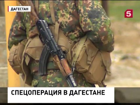 В пригороде Буйнакска в частном доме заблокированы боевики