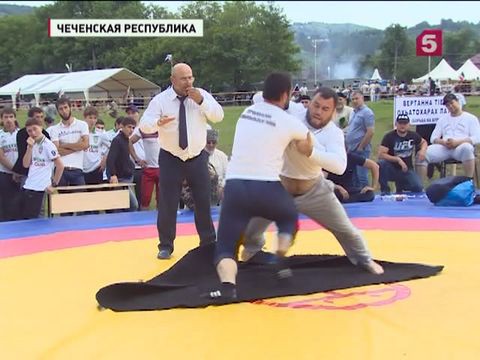 В Чечне устроили праздник в высокогорном селе Беной