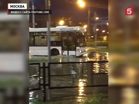 В Москве и области снова объявлено штормовое предупреждение