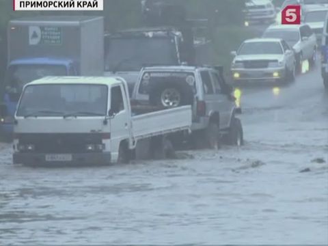 Приморье оказалось под влиянием мощного тайфуна "Чан-Хом"