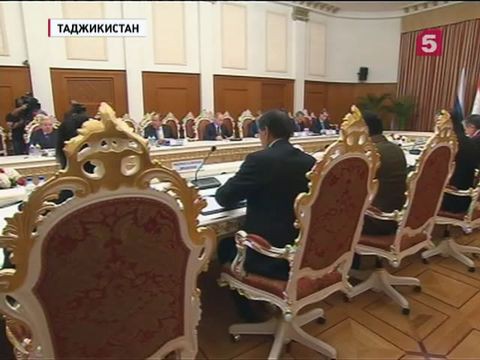 В Душанбе начал работу саммит ОДКБ