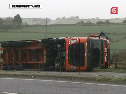 На Британию обрушился девятый за зиму мощный циклон