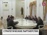 Владимир Путин встретился в Москве с главой МИД Китая