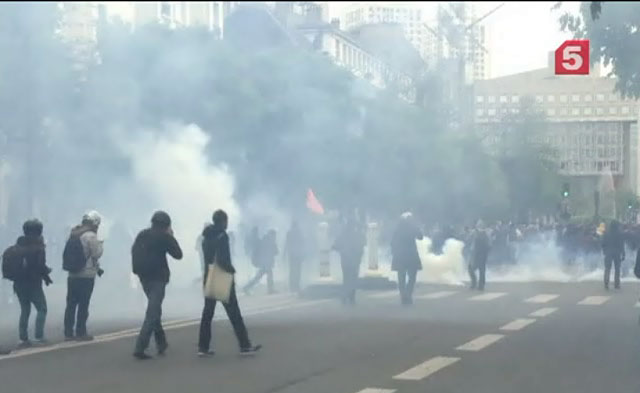 Во Франции митинги против трудовой реформы собрали рекордное количество участников