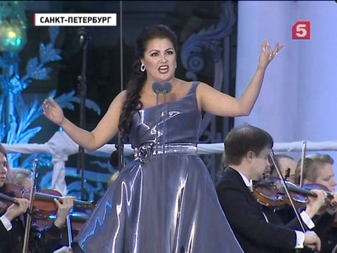 В день рождения Петербурга на Дворцовой выступили мировые звезды оперы и балета