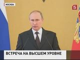 Владимир Путин в Кремле встретился с лучшими выпускниками высших военных вузов России