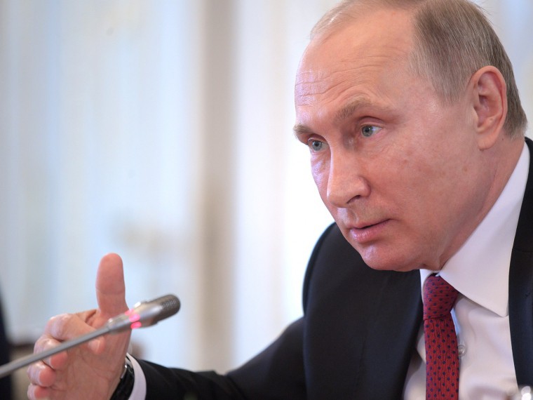 Путин прилетел в Астану на встречу с главами государств-участников ШОС Путин прилетел в Астану на встречу с главами государств-участников ШОС