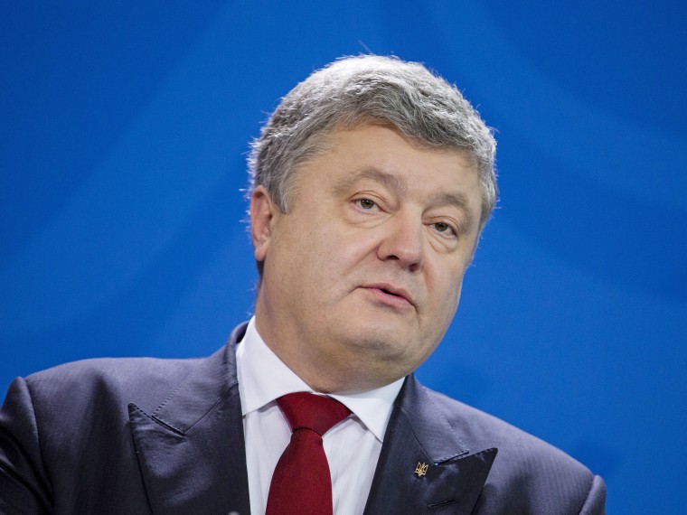 Порошенко поспешил в Вашингтон на переговоры с Дональдом Трампом Порошенко поспешил в Вашингтон на переговоры с Дональдом Трампом