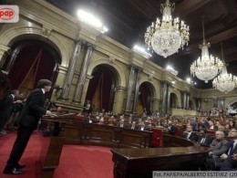 Независимость не отменяется, но надо подождать — глава Каталонии предложил приостановить процесс «развода»