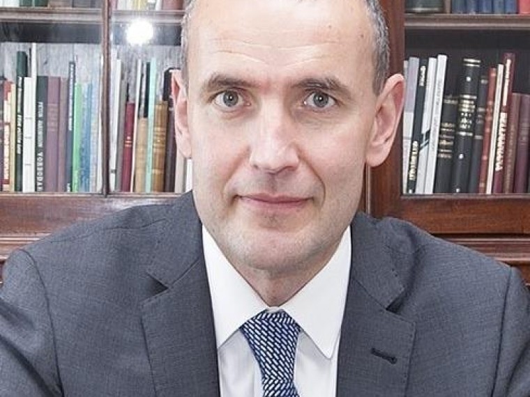 Исландский президент рассказал, как сломал нос Исландский президент рассказал, как сломал нос