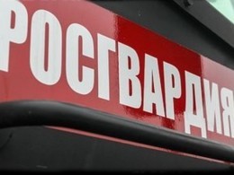 Бойцы Росгвардии в Карелии спасли верхолаза-неудачника, чудом не упавшего с шестого этажа