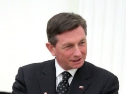 Владимир Путин поздравил Борута Пахора с переизбранием на пост президента Словении