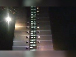 Появилось видео горящей высотки в Белфасте