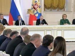 Власти не будут навязывать укрупнение регионов РФ — Владимир Путин