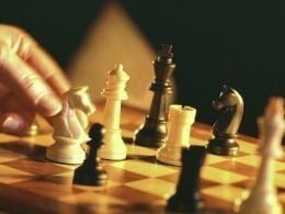 Шахматисты Карякин и Ананд сыграли вничью