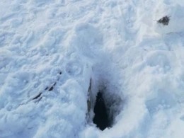 «Поколение селфи» — вместо помощи школьники сняли на видео провалившегося в яму ребенка