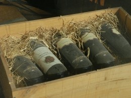 Что охранял, то и воровал: ассистент воротилы с Уолл-стрит украл сотни бутылок коллекционного вина на 1,2 миллиона долларов