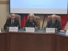 Губернатор и полпред президента встретились с членами Общественной палаты Санкт-Петербурга