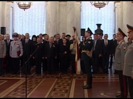 Командующему Северо-Западным округом войск Росгвардии Павлу Дашкову вручен личный штандарт