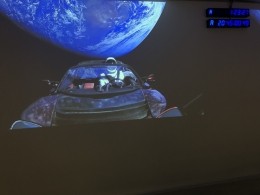 «Хорошим рекламным трюком» считают в «Роскосмосе» запуск на орбиту автомобиля Tesla