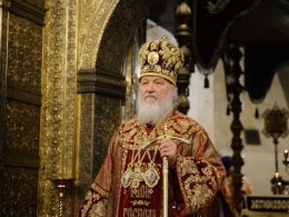«Рожать и воцерковлять!» — патриарх Кирилл обозначил высшую миссию девушек