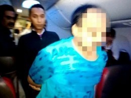 В Бангладеш арестовали голого авиадебошира, ублажавшего себя в салоне самолета