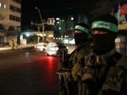 В ответ на пулеметный огонь израильская армия поразила два наблюдательных поста в секторе Газа