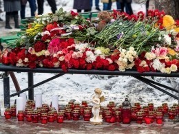 Страна скорбит по жертвам пожара в кемеровском ТЦ «Зимняя вишня»
