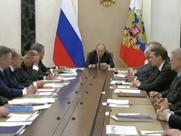 Путин призвал укреплять связи с ОДКБ, ШОС и ЕАЭС