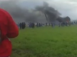 Не менее 200 человек погибло в результате крушения военного самолета в Алжире