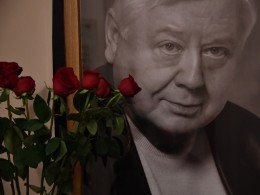 В честь Олега Табакова в Саратове назвали сквер