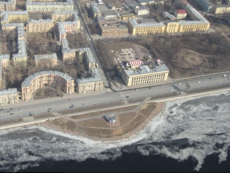 На одном из петербургских сайтов выставлен на продажу полуостров «Рожок» На одном из петербургских сайтов выставлен на продажу полуостров «Рожок»