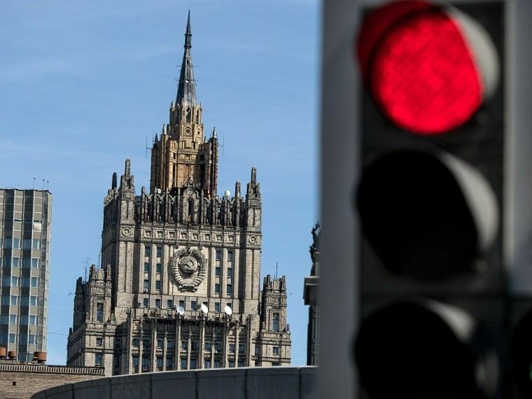 МИД РФ: противоракетный «зонтик» создает у США иллюзию безнаказанности и ведет к опасным шагам МИД РФ: противоракетный «зонтик» создает у США иллюзию безнаказанности и ведет к опасным шагам