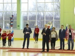 Полтавченко открыл новую ледовую арену в Сестрорецке