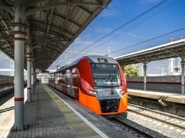 Скоростной поезд между Петербургом и Псковом запустят уже в этом году