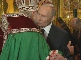 Патриарх Кирилл совершил благодарственный молебен в честь инаугурации Путина