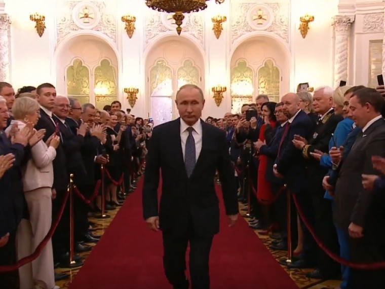 Онищенко отметил, чем церемония инаугурации Путина отличалась от предыдущих Онищенко отметил, чем церемония инаугурации Путина отличалась от предыдущих