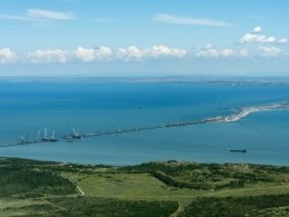 Российские пограничники задержали в Азовском море двоих браконьеров