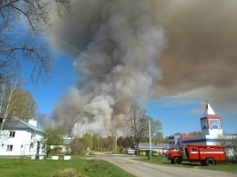 В Удмуртии при новом пожаре рвались снаряды, по бумагам уничтоженные в 2014-м