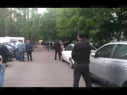 Мужчина, захвативший заложников в Москве, сдался