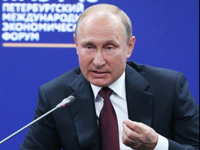 Путин подчеркнул важность качественного обновления команд управленцев в регионах Путин подчеркнул важность качественного обновления команд управленцев в регионах