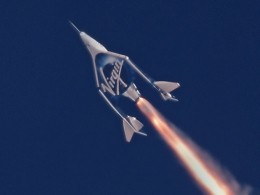 Нереальное видео: Virgin Galactic испытала сверхзвуковой пилотируемый космоплан