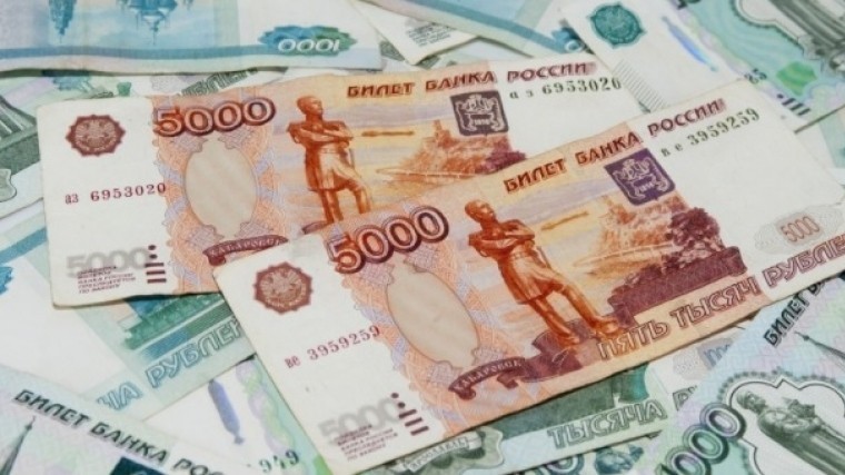 Стало известно, в каких регионах России в ближайшие два месяца повысят зарплаты