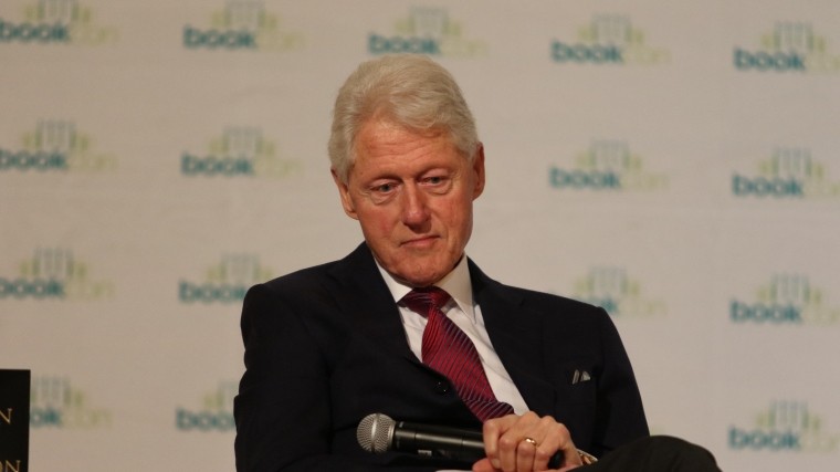 Несдержанный Билл Клинтон признался, чем его взбесила Россия