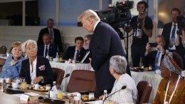 Трамп опять опоздал на встречу с лидерами G7, но его не ждали