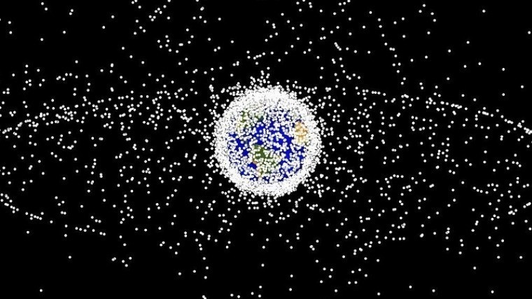 Российские ученые разрабатывают лазерную пушку для уничтожения мусора в космосе