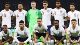 Видео: сборная Англии прилетела в Петербург за два дня до открытия ЧМ-2018