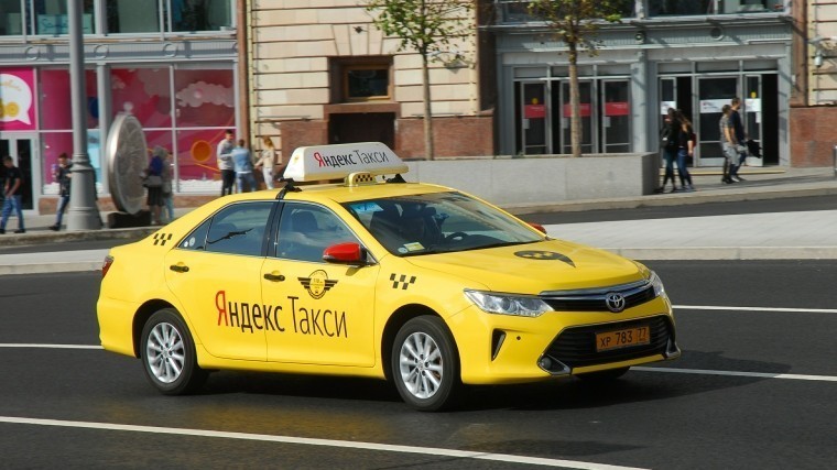 Uber и «Яндекс.Такси» объединили свои базы заказов в России