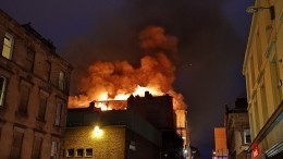 Огненная ночь в Глазго: пламя переместилось со школы искусств на соседние здания