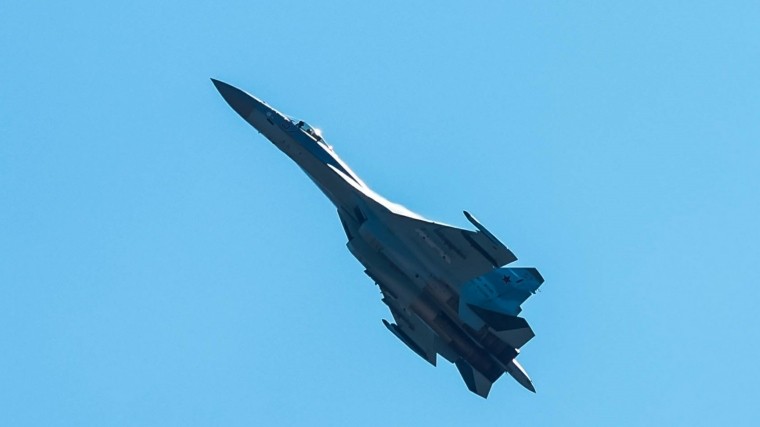 Названо «секретное» преимущество Су-35 над американским F-22